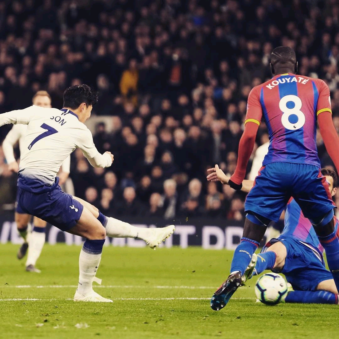 边路突破以 边路突破以